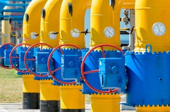 Запаси газу у підземних сховищах України